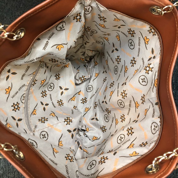 Bag - Picture 2 of 3